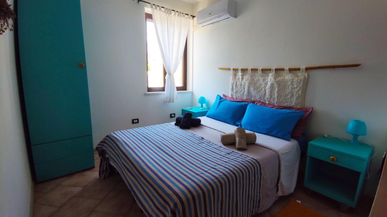 Temo River House Romantic Balcony And Peaceful Retreat In The Heart Of Bosa Exterior foto