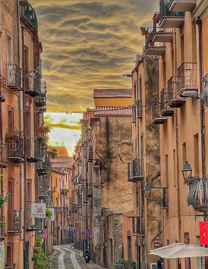 Temo River House Romantic Balcony And Peaceful Retreat In The Heart Of Bosa Exterior foto
