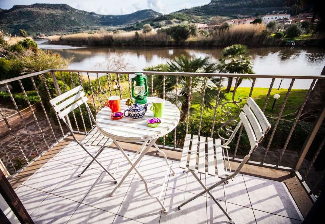 Temo River House Romantic Balcony And Peaceful Retreat In The Heart Of Bosa Exterior foto