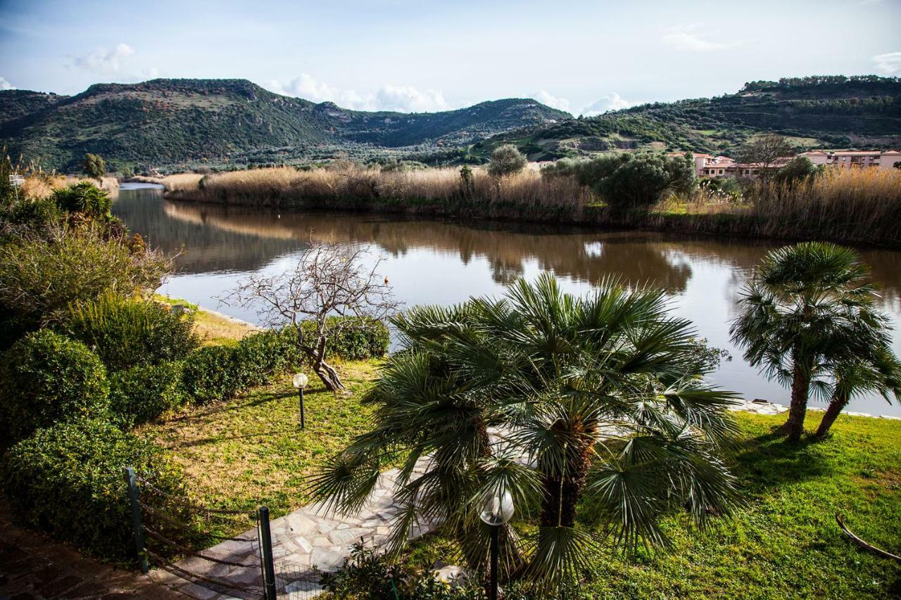 Temo River House Romantic Balcony And Peaceful Retreat In The Heart Of Bosa Exterior foto